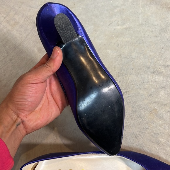 Tai Silk Indigo/ Purple Silk Style Retro Heels - Picture 6 of 6